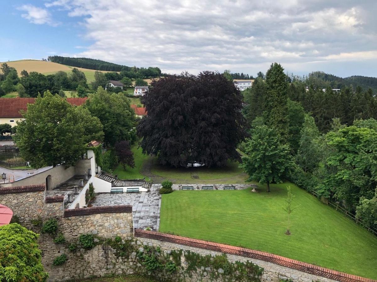 Schloss Weinberg Kefermarkt Exterior photo